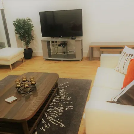 Holiday home City Lake House Galway